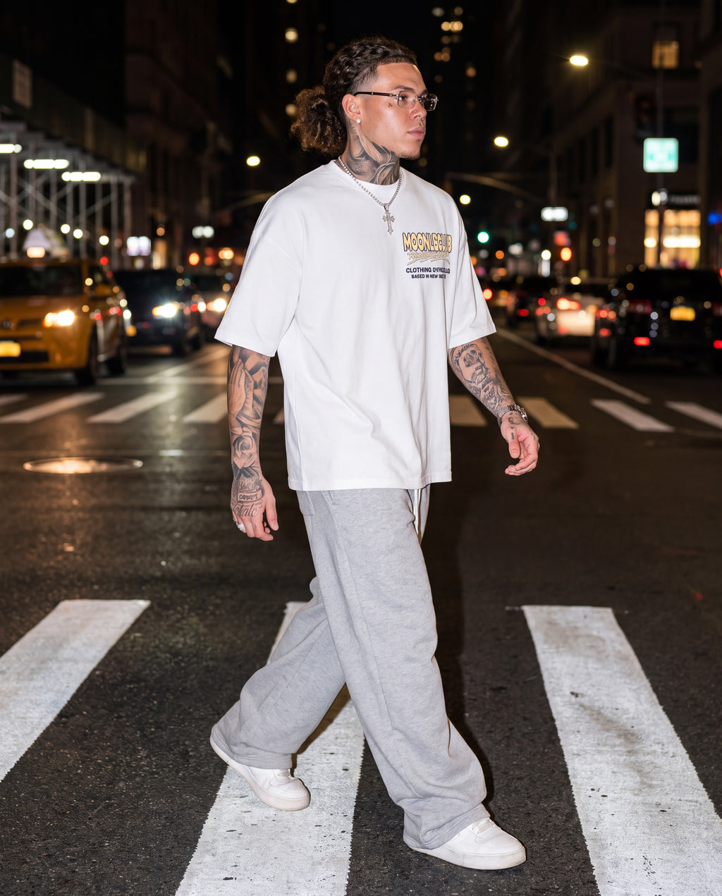 ONCE IN A BUCK MOON GRAPHIC (WHITE) TEE