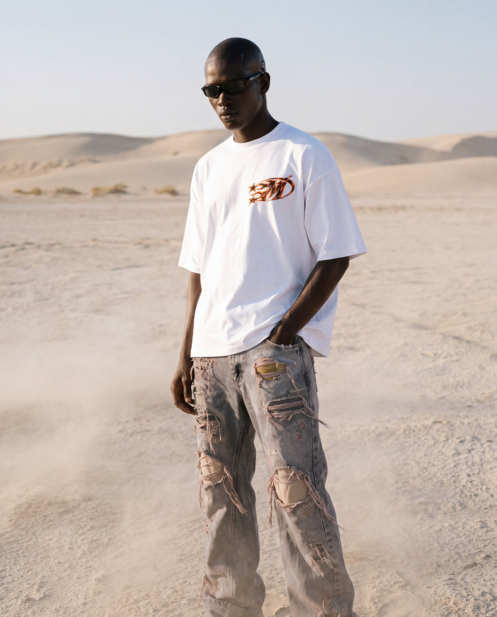 LUNAR ECLISSI 26' GRAPHIC (WHITE TEE)